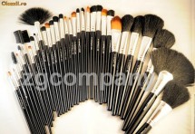 Borseta Profesionala 32 Pensule pentru Machiaj,MAC,Make-up Brush,DIN PAR NATURAL foto