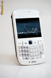 Blackberry 8520 curve white,red,purple nebranduite noi sigilate ,garantie 2ani super pret;160euro foto