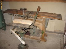 ABRIC / ABRICHT CU MASINA DE GAURIT ORIZONTALA foto