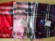 ESARFA ESARFE ,FULAR,FULARE BURBERRY UNISEX foto