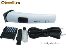 MASINA DE TUNS PENTRU CORP SAU BARBA CU ACUMULATOR foto