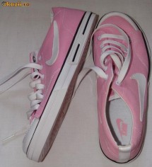 tenesi dama nike foto