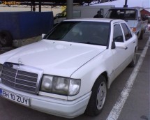 Mercedes E200-124 foto