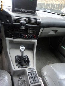 Vand/Schimb BMW 520i e34 150cp INMATRICULAT Ro IPHONE IPAD GALAXY foto