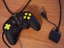 TRUST Gamepad pentru PC/PS2 foto