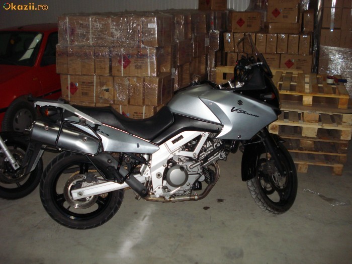 Vand SUZUKI V-STROM  2004 foto mare