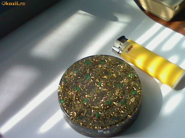 ORGONE ORGONE scut electromagnetic auto ORGONE ORGONE foto mare
