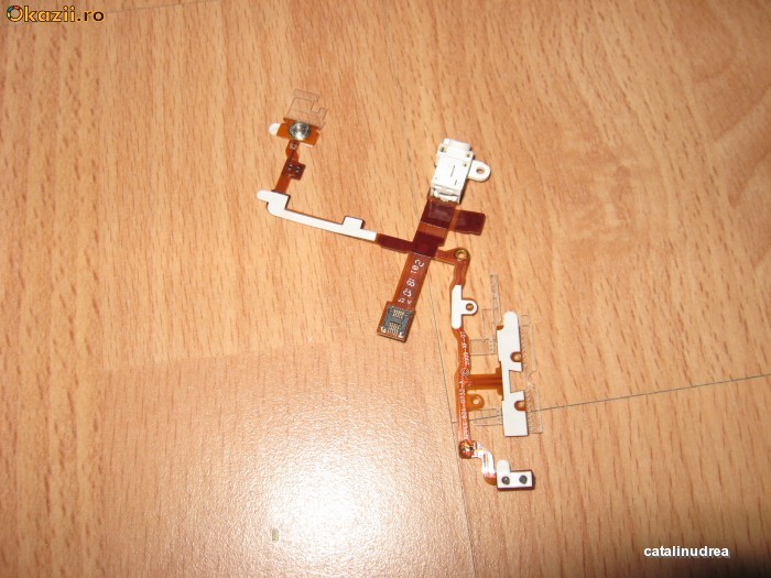 Banda Flex Iphone 3GS 3G Originala Folie Flexibila Cablu Audio cu Mufa Jack Alba cu butoanele Volum Silent  si butonul pt POWER foto mare