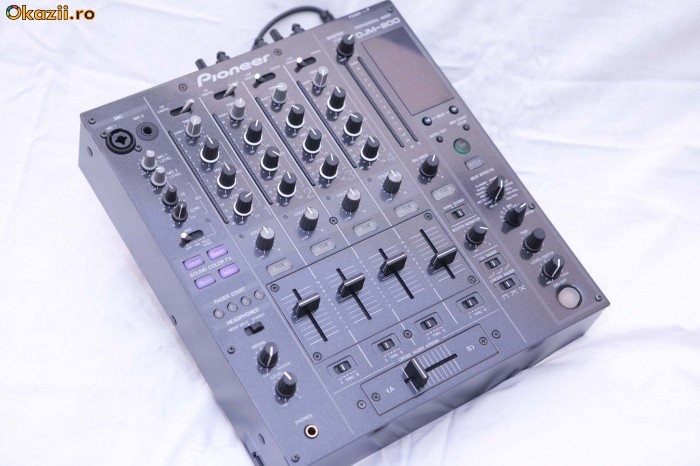 pioneer djm 800 foto mare