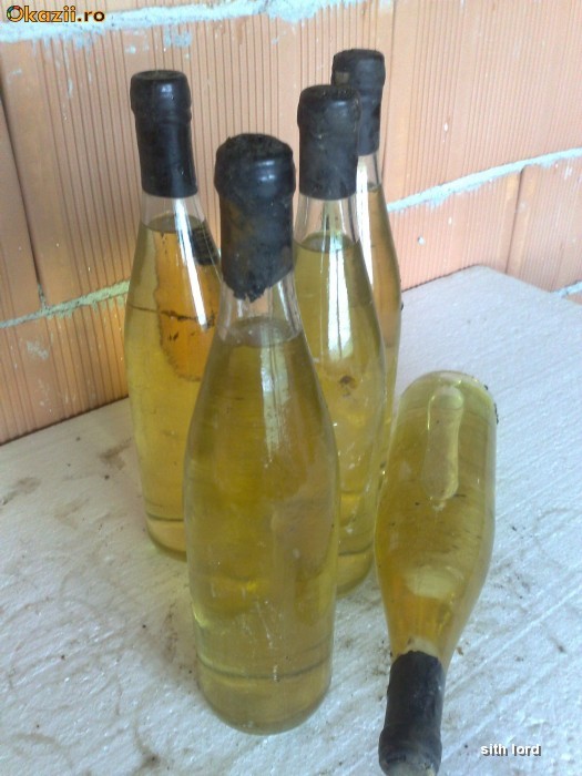 VIN VECHI DE COLECTIE Feteasca Regala 2000 foto mare