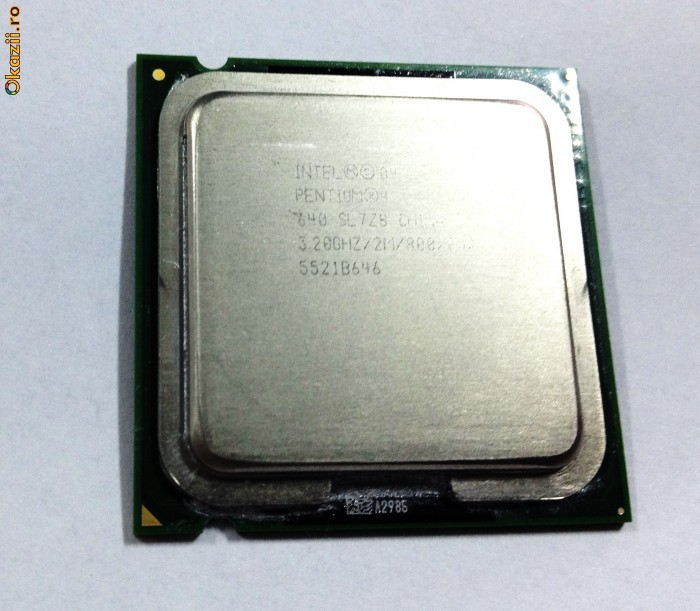 PROCESOR Intel&amp;reg; Pentium&amp;reg; 4 Processor 640 supporting HT Technology  (2M Cache, 3.20 GHz, 800 MHz FSB) foto mare