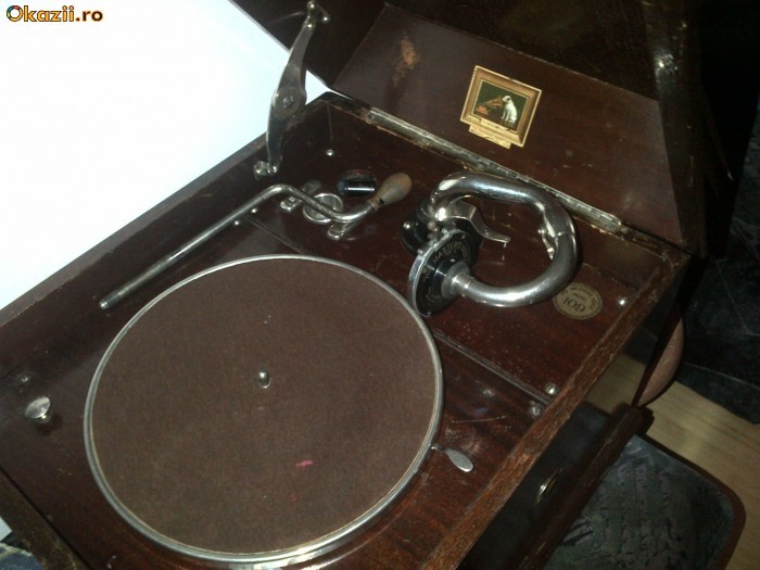 Gramofon HIS MASTER VOICE MODEL 109 foto mare