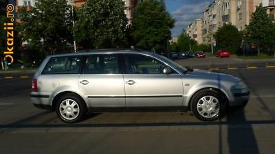 VW Passat foto mare