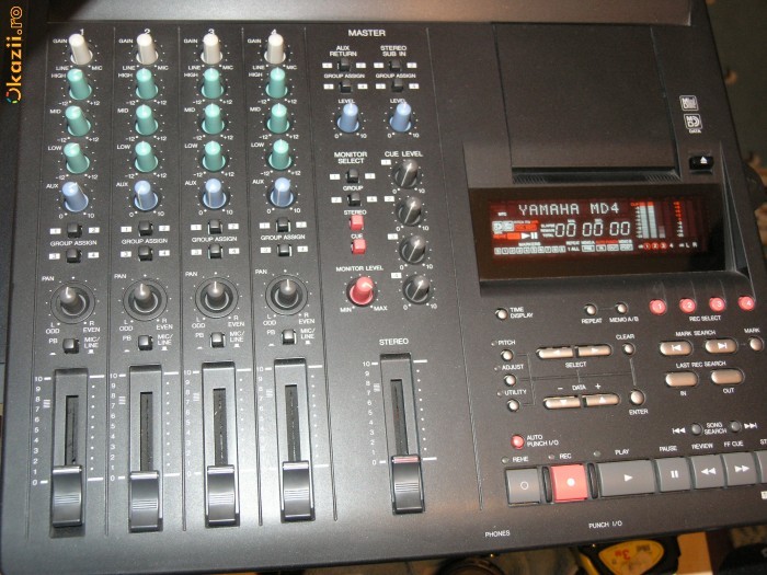 Multitrack MD recorder YAMAHA MD4 foto mare