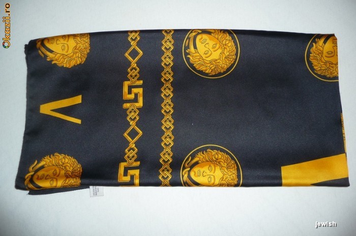 BATIC DAMA VERSACE foto mare