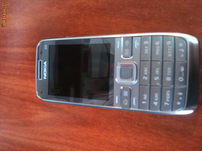 VAND NOKIA E52 SILVER foto mare