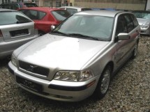 vand volvo an 2003 v40 brek 122 cai 130000km bord foto vand volvo an 2003 v40 brek 122 cai 130000km bord foto
